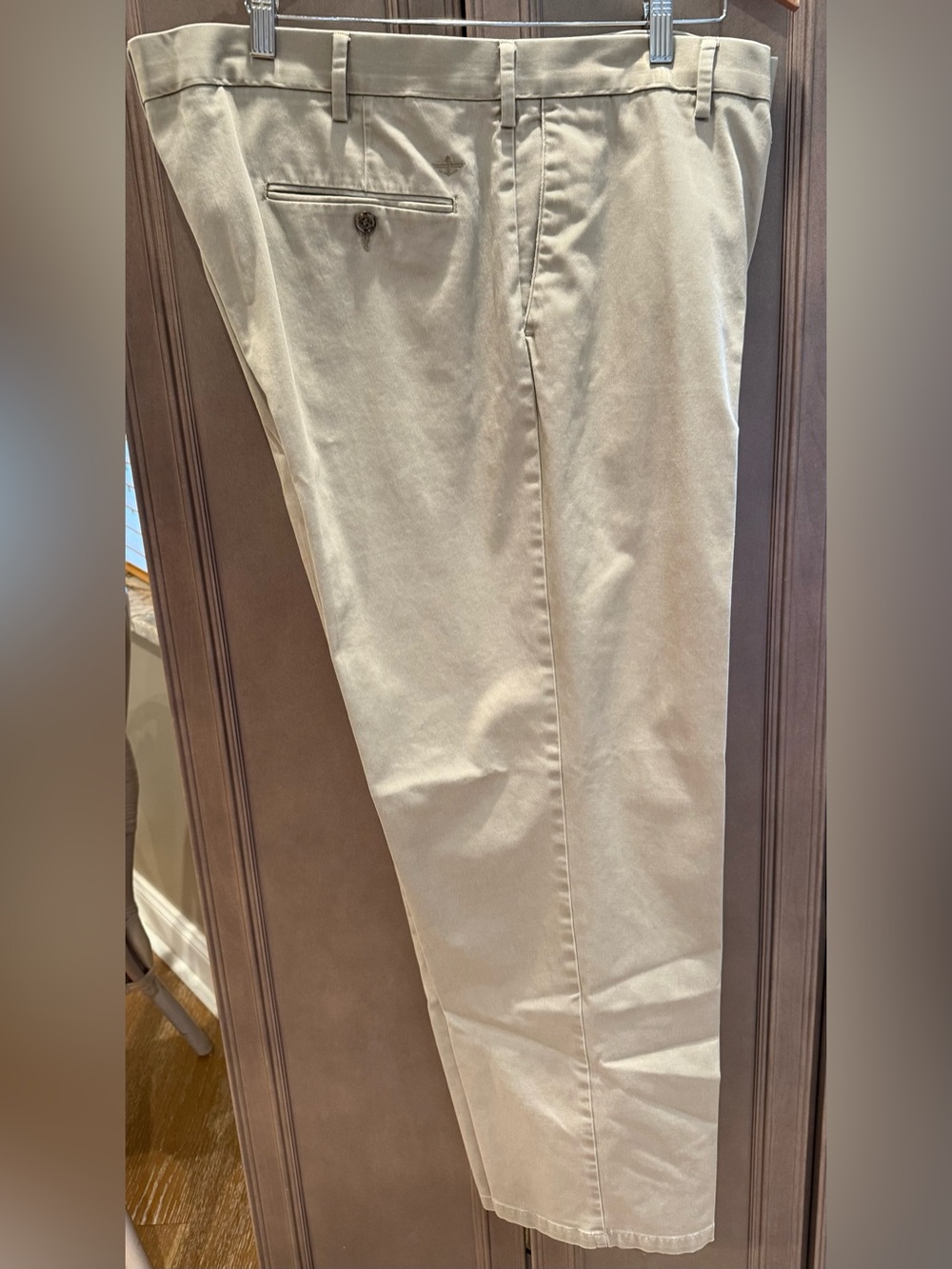 Dockers 44 x 32 Khaki Men's Chinos